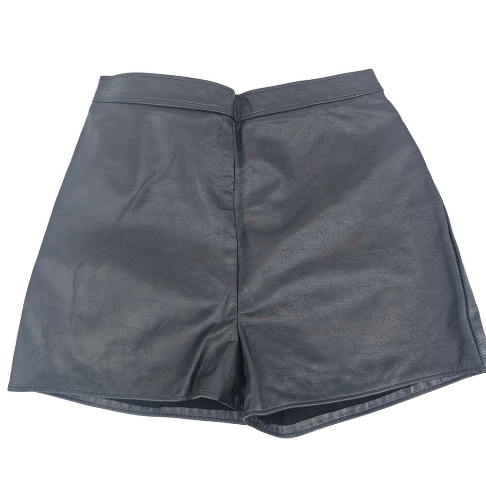 Vintage 80s 90s Genuine Leather Bermuda Shorts High Waist Women's 7/8 USA 3996
